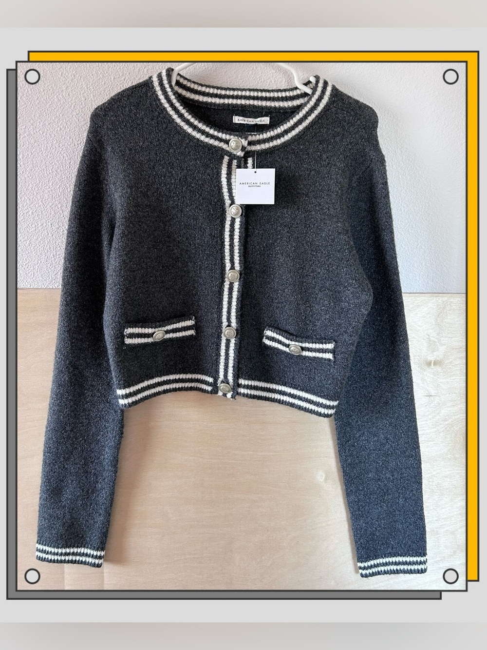 American Eagle Contrast Boarder Crew Neck Cardigan Grey S Dark Academia Preppy